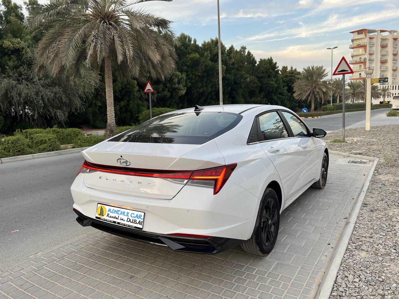 Picture Hyundai Elantra 