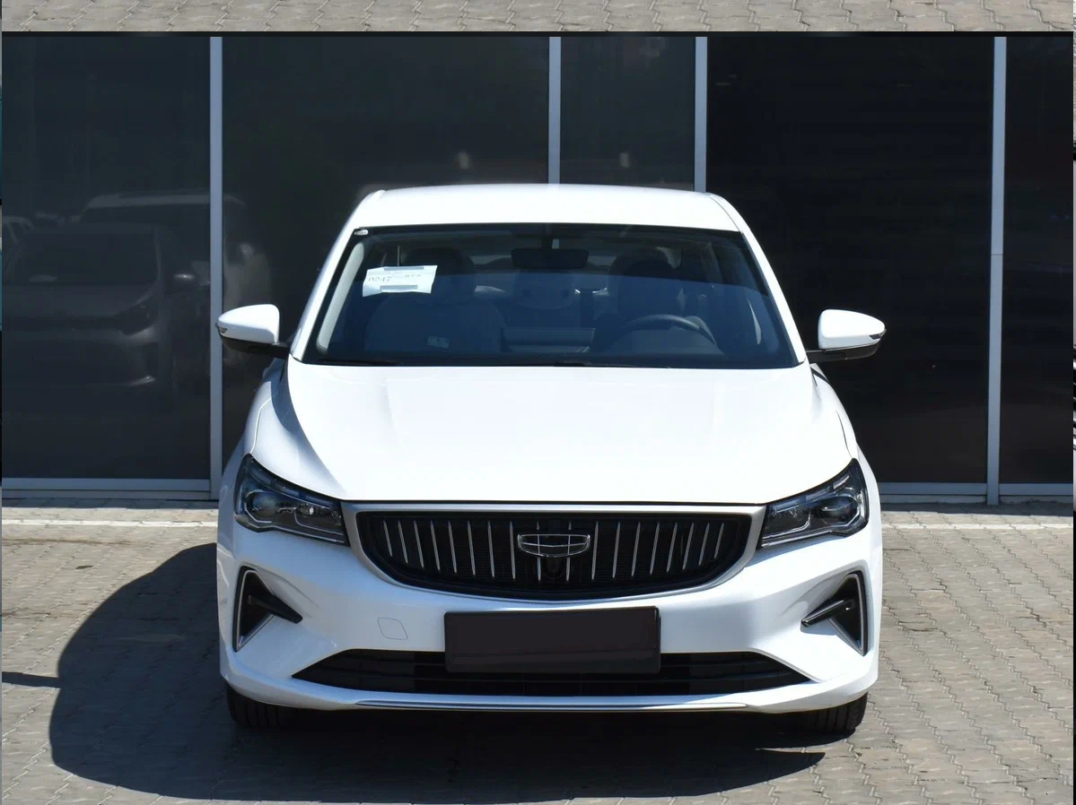Picture Geely Emgrand 2025 